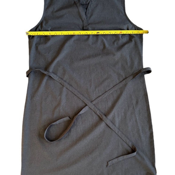 Eddie Bauer Departure sleeveless travel dress grey with tie belt size L NWOT - Picture 9 of 9